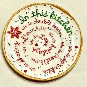 Hallmark Mrs Claus Sugar Cookie Recipe 10 inch Embossed Ceramic Cookie Plate